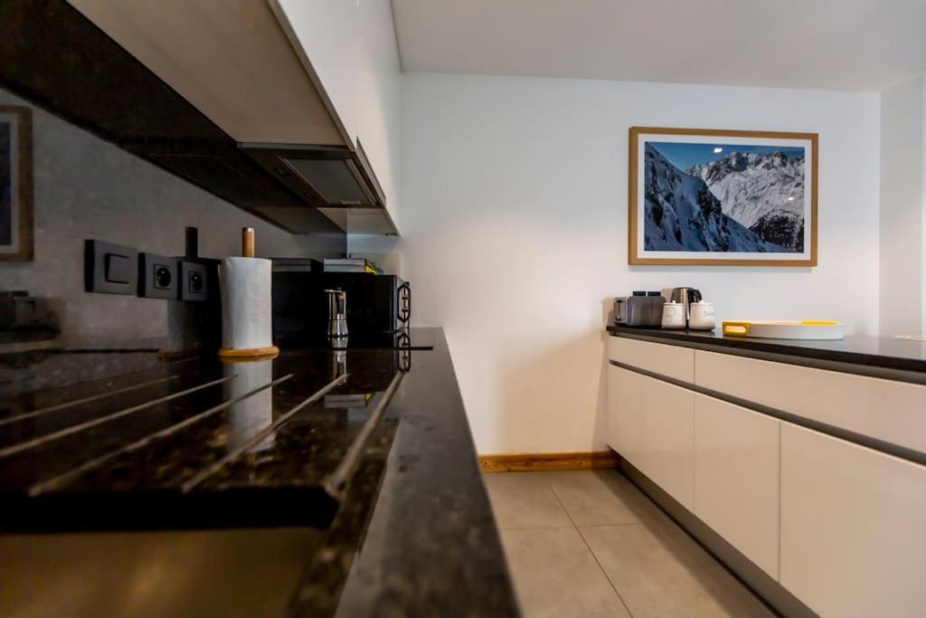 Grand Paradis B01 - Modern with great location - 2