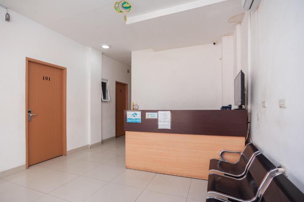 OYO 90180 Ava Guesthouse photo