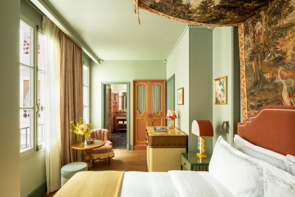 Hotel Room 3