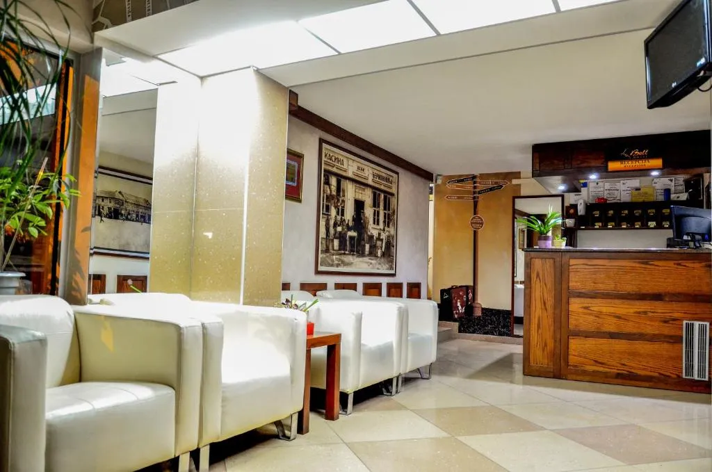 Bell Inn, hotel v destinaci Leskovac