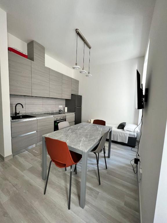 Luxury apartment + garage - 4