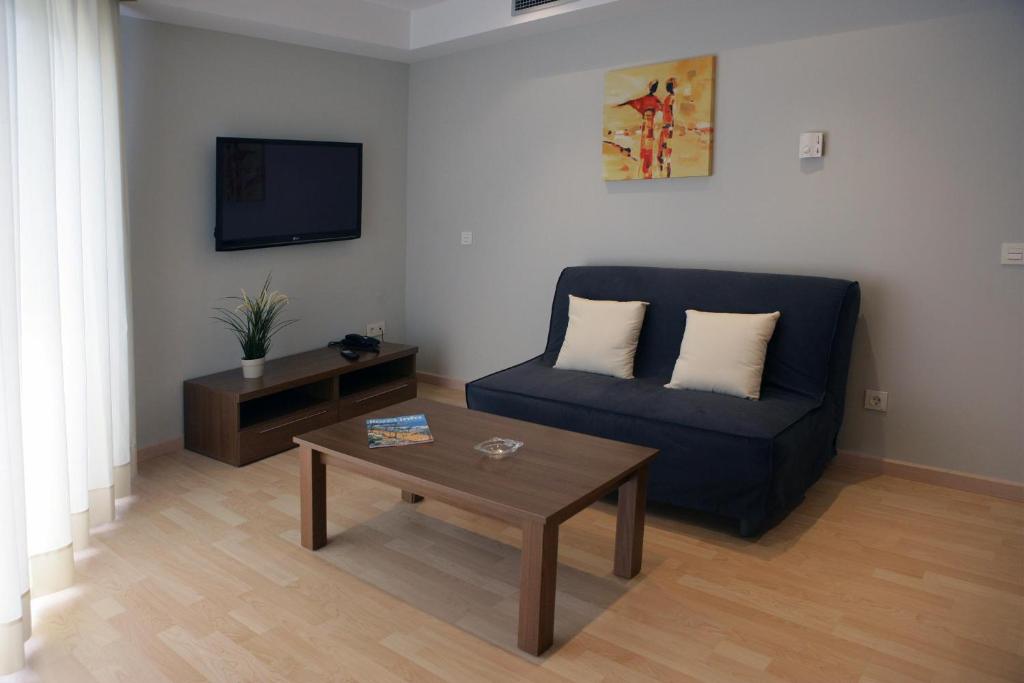 Hotel Acapulco — Hotel rooms in Lloret de Mar, Catalonia