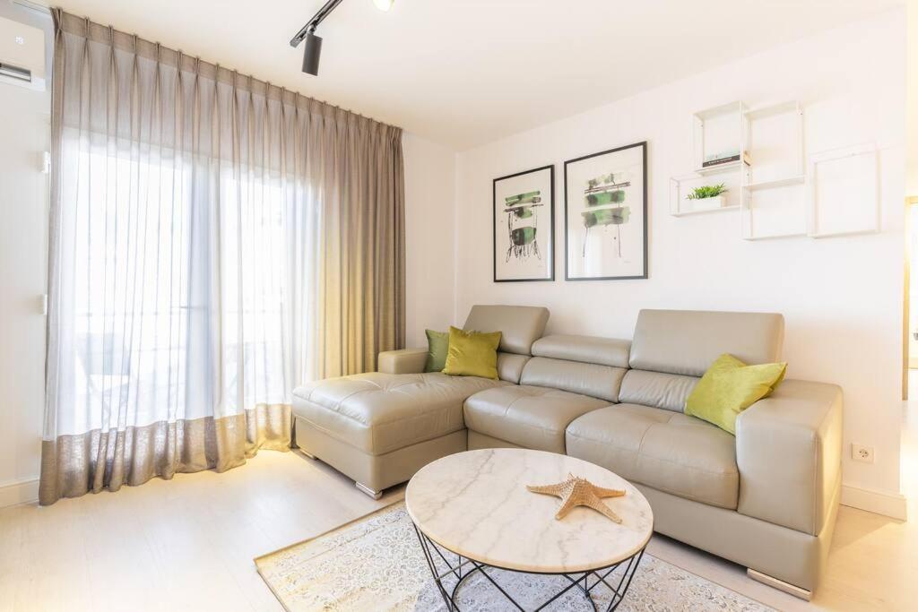 AR6 Pablo Picasso 4 Bedroom Apartment - 3