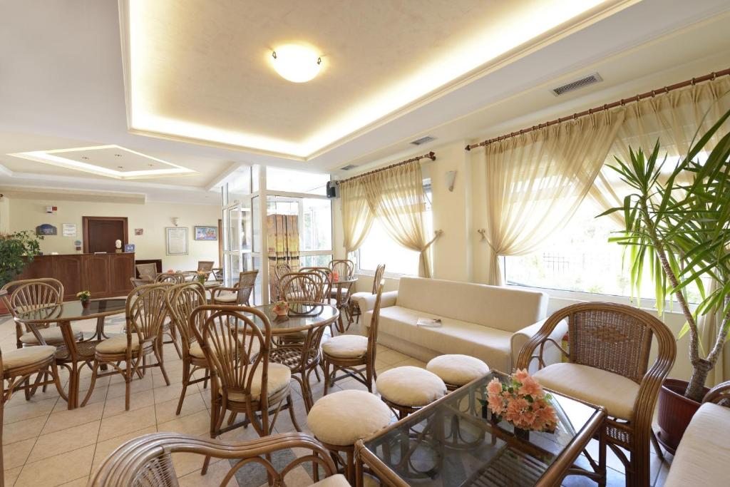 Bar/lounge, Amalia in Kavala