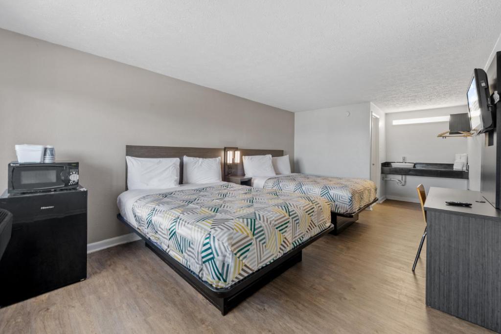 Budget Inn-Norfolk, VA - Oceanview photo