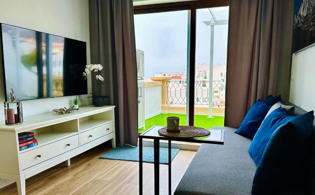 Costa Adeje - Amazing Ocean And Teide View - Fast WiFi, Air Con - 3