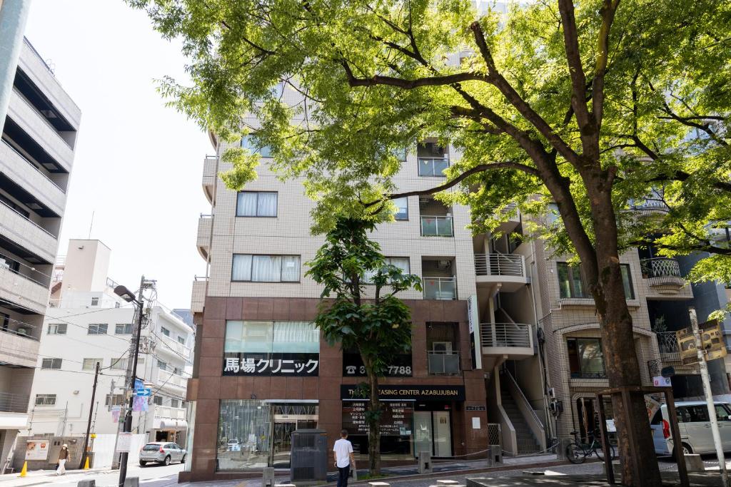 Azabukumai building