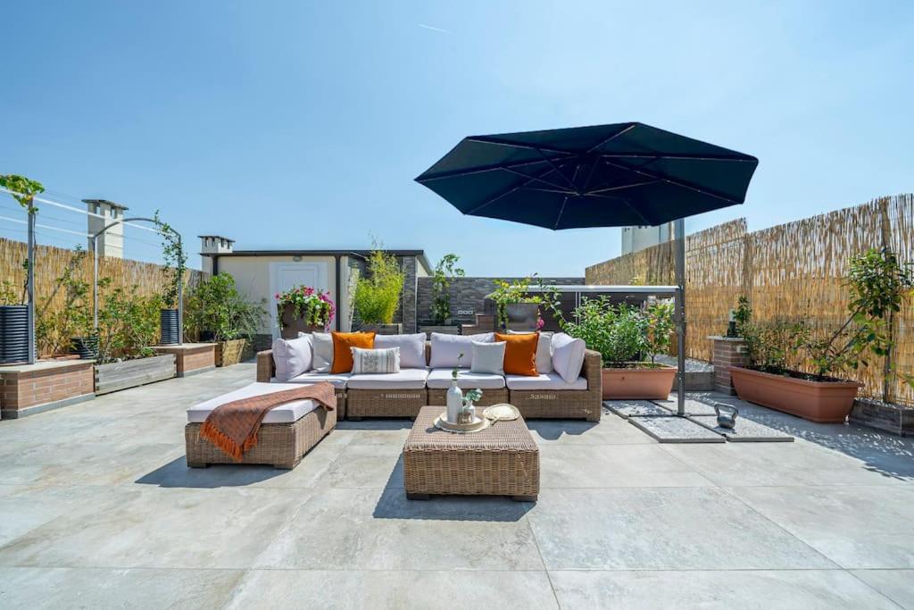 [Via Indipendenza] – Attico di lusso con Piscina - 4