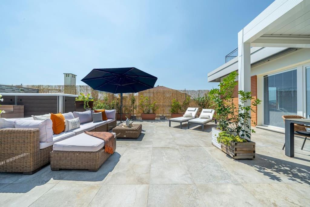[Via Indipendenza] – Attico di lusso con Piscina - 5