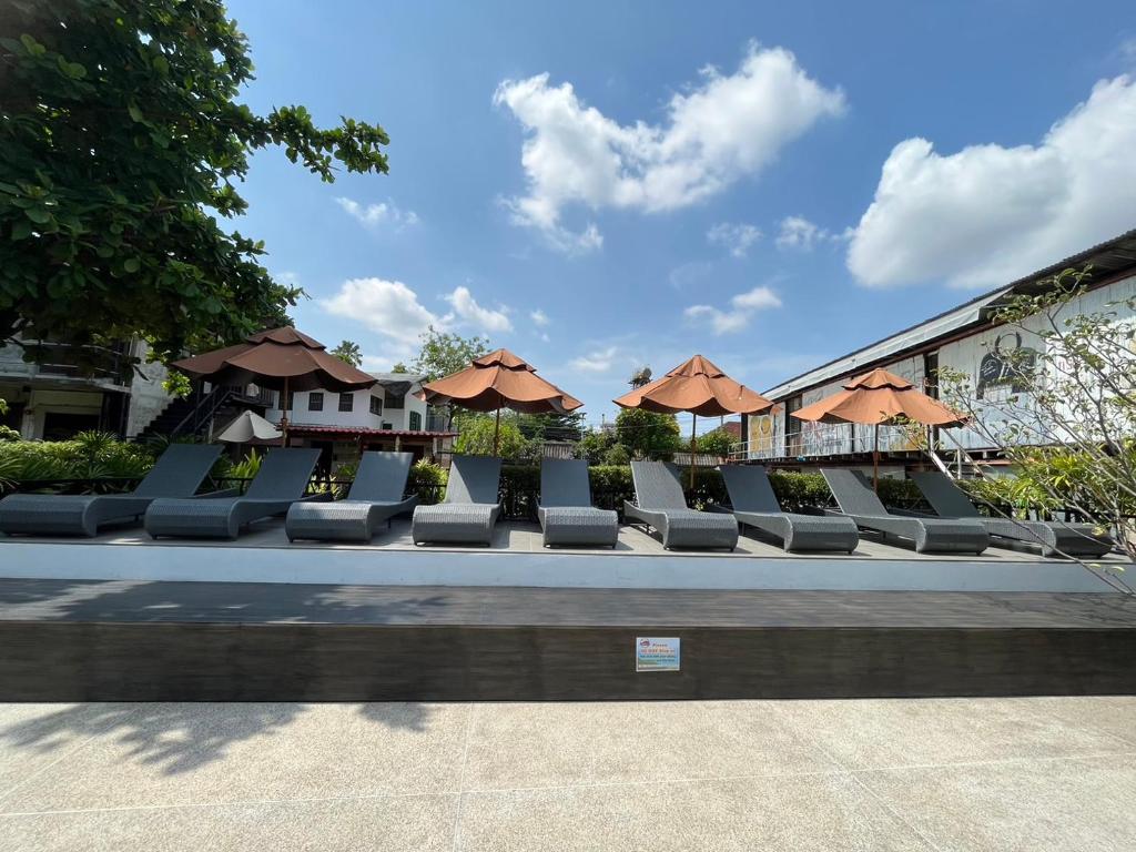 Swimming pool, What's Up Chiang Mai in Chiang Mai