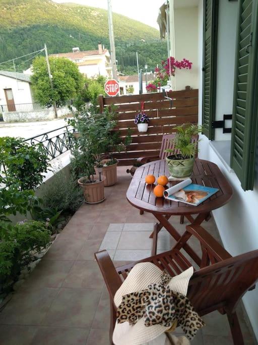 Nostalgia Apartments B Plus in Sami 50 meters from the sea, Sami