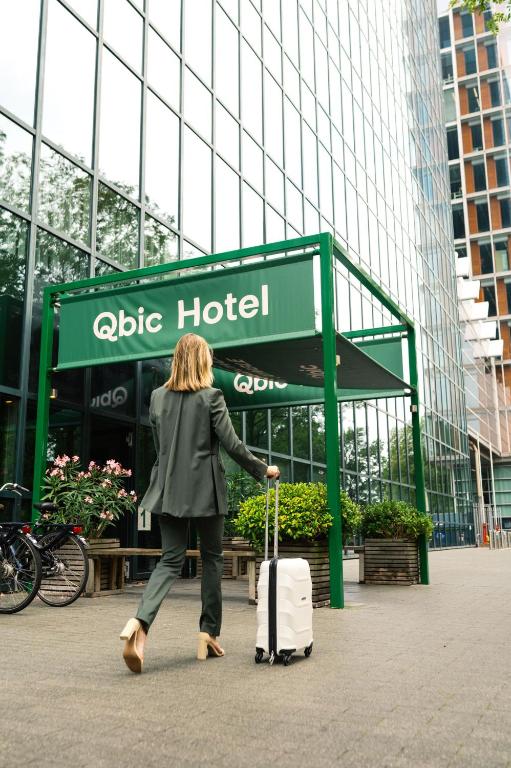 qbic-hotel-wtc-amsterdam-amsterdam-2024-updated-prices-deals