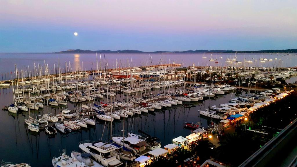 50 m2 - Le PORT, HYERES - 5