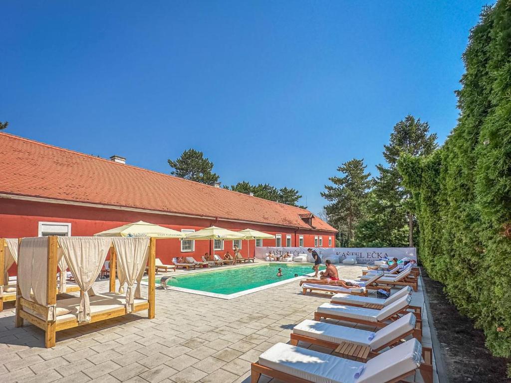 Kastel Ecka photo