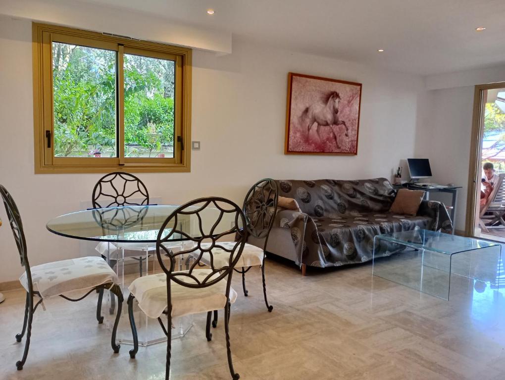 3 pièces avec piscine et jardin - 2