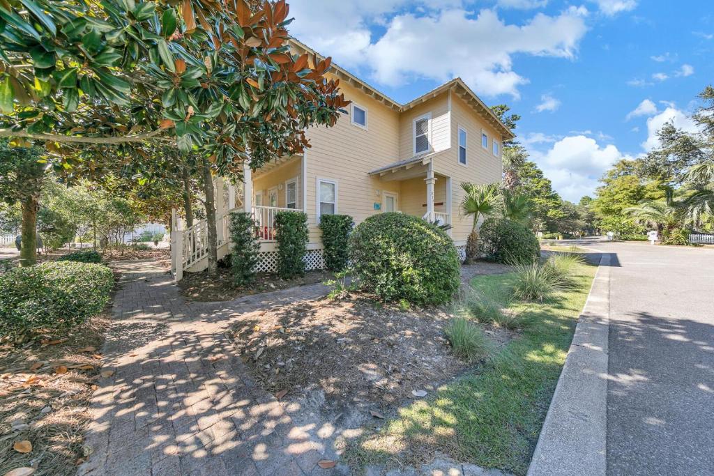 Sunny Delight - Has recent updates including fresh flooring and paint, Santa Rosa Beach