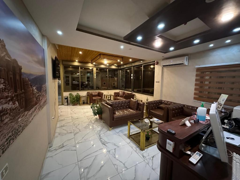 Petra Sky Hotel photo