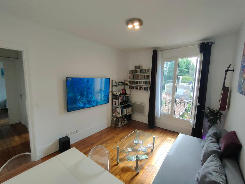 Bel appartement Paris Ouest sur cour proche métro - 1
