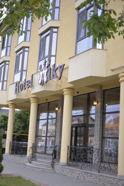 Hotel Miky — Hotel in Arad