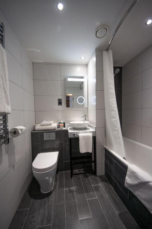 Best Western Abbots Barton Hotel photo