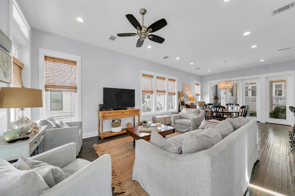 Seagrove Serenity - Seagrove Beach 30a 3BD 3BA Home, Santa Rosa Beach