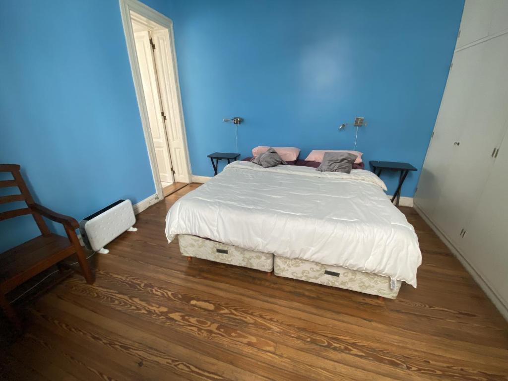 Vintage apartment in the right place - 2