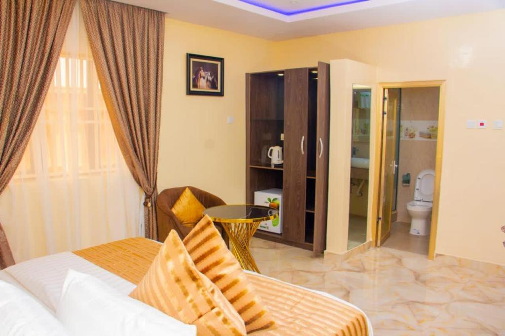 ERiTH APARTMENT & SUITES, Ikeja