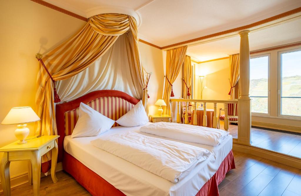 Hotel Schloss Rheinfels photo