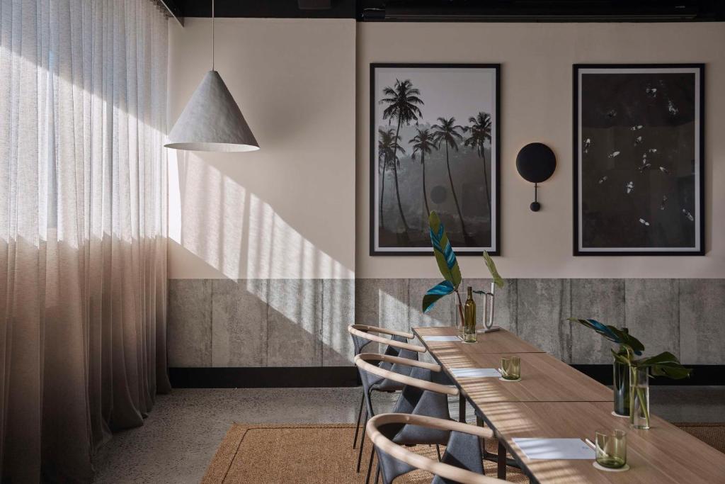 QT黃金海岸飯店 (QT Gold Coast)