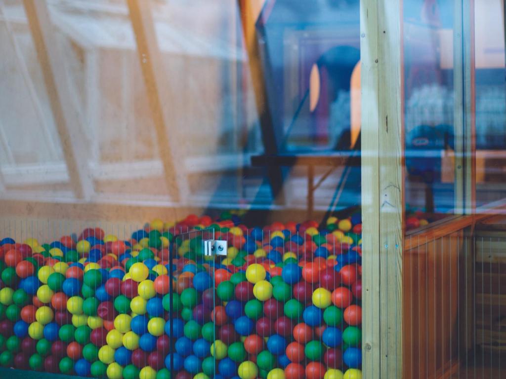 สนามเด็กเล่น