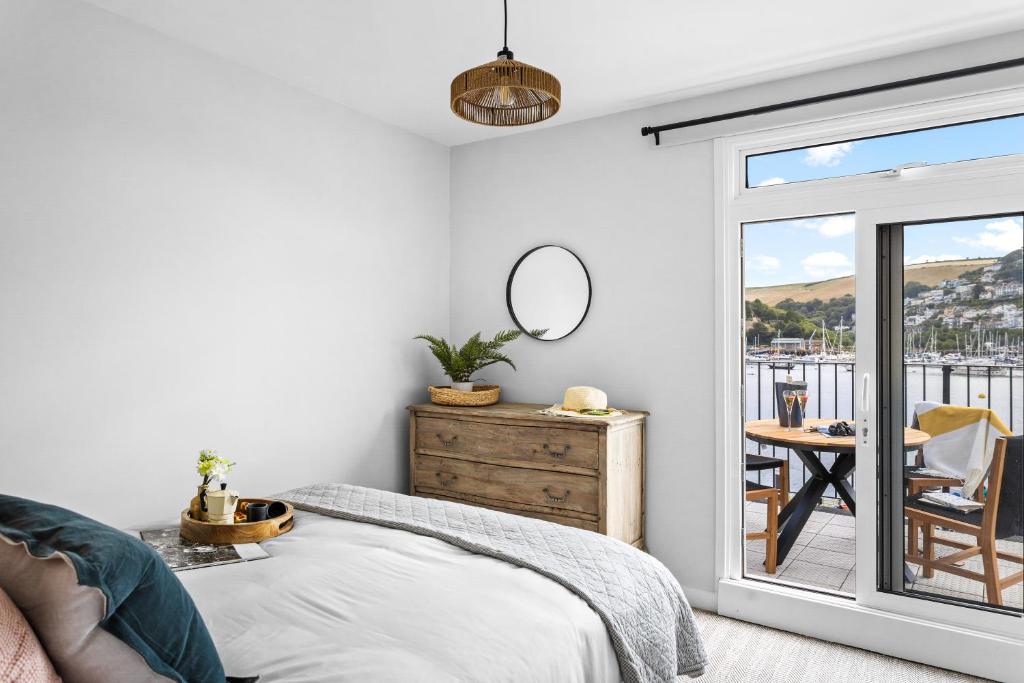 Harbourside 3 (Luxury Riverside Dartmouth) photo 8