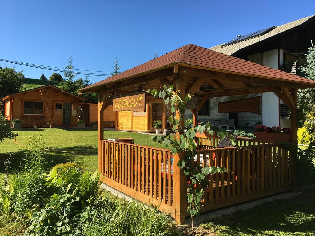 Lookout Resort tiny houses photo