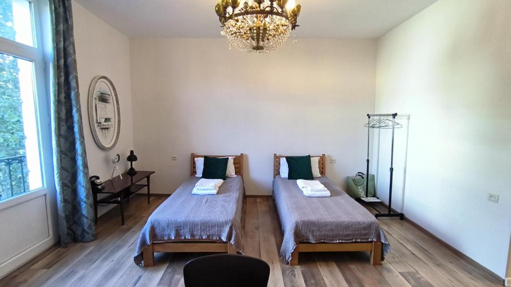 Piano Foyer Apartments at City Center photo