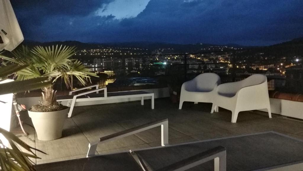 5&5 Rooftop - 2