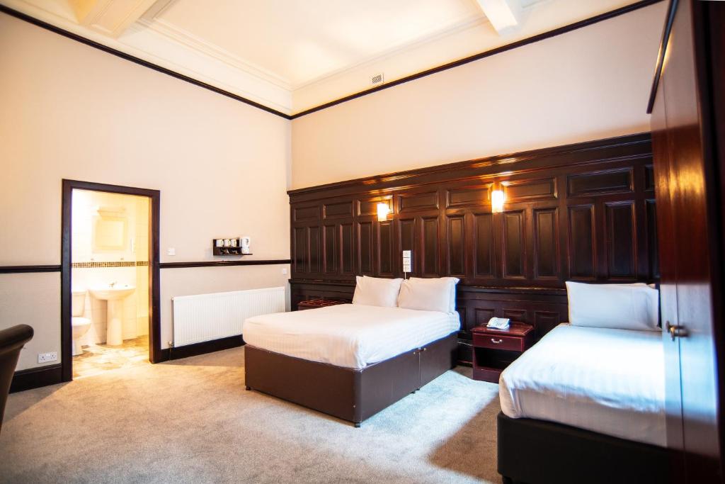 The Station Hotel photo