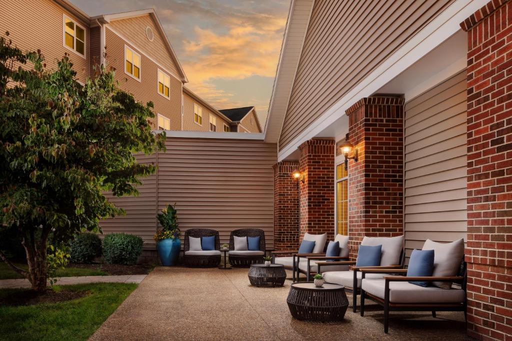 Homewood Suites by Hilton Portsmouth photo
