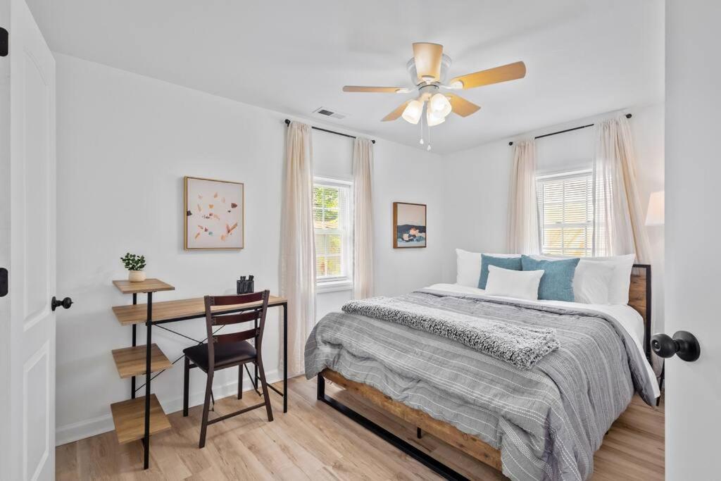 Charming, Private Abode: Serenity in Hopewell, VA!
