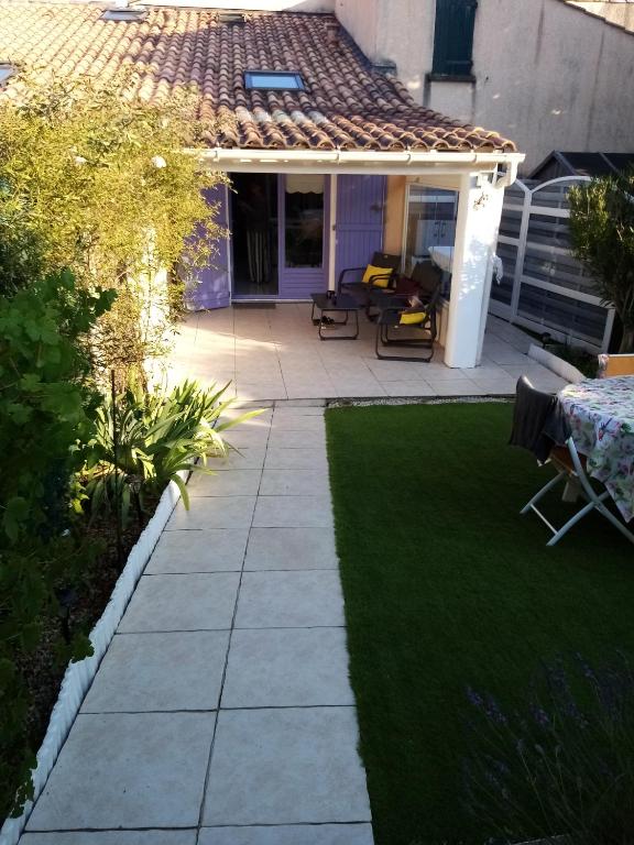 F1 avec piscine dans résidence privée, Bagnols-en-Forêt