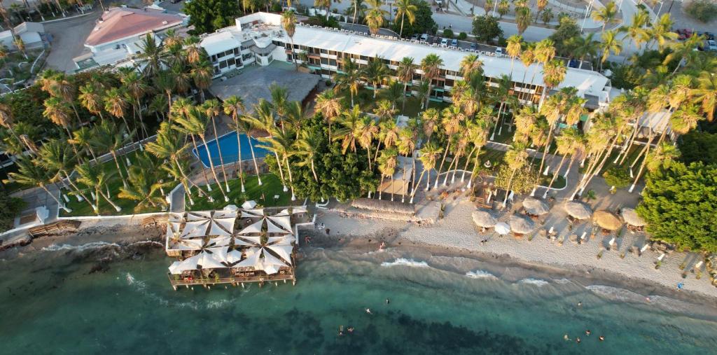 La Concha Beach Hotel &amp; Club — Hotel in La Paz