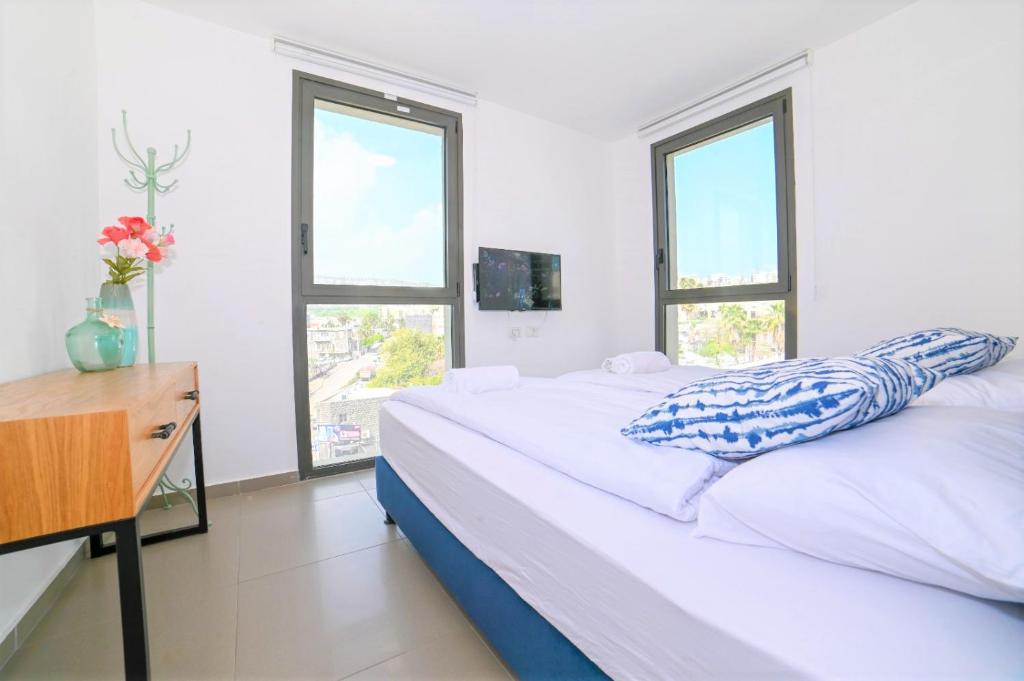 YalaRent Migdalor Apartments with Sea Views photo