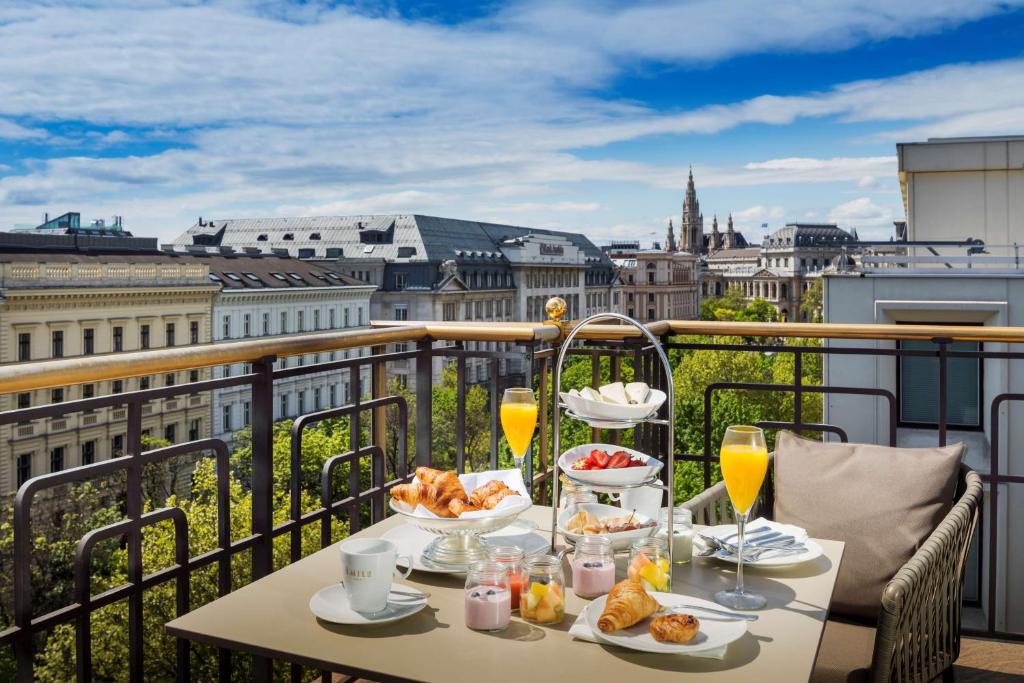 View, Hilton Vienna Plaza in Vienna