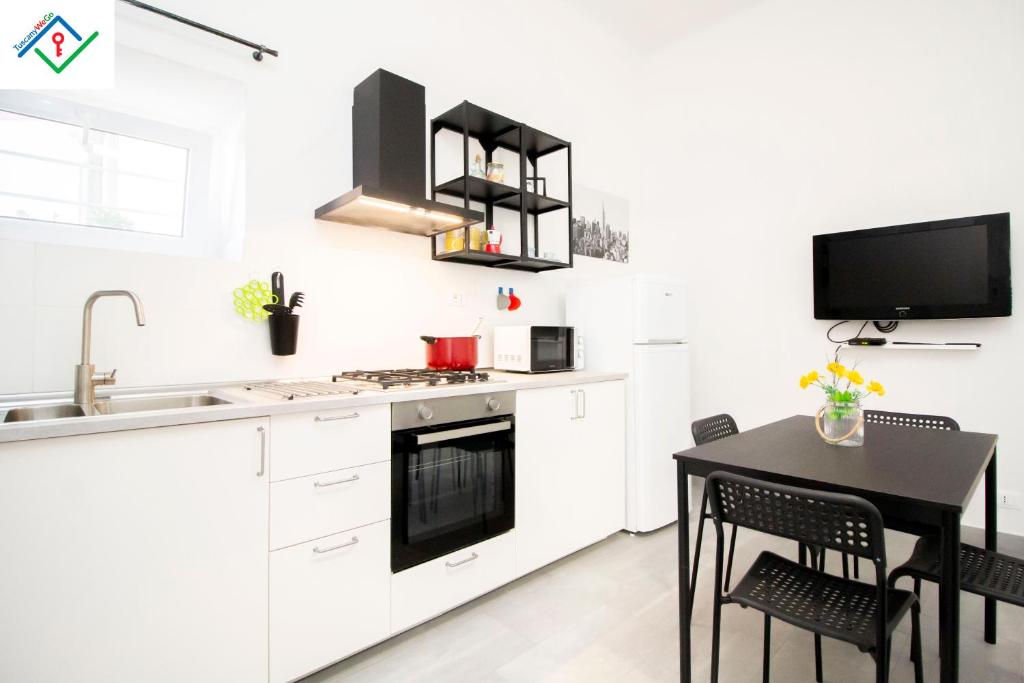 LeS House - Apartment 1 by TuscanyWeGo - 2