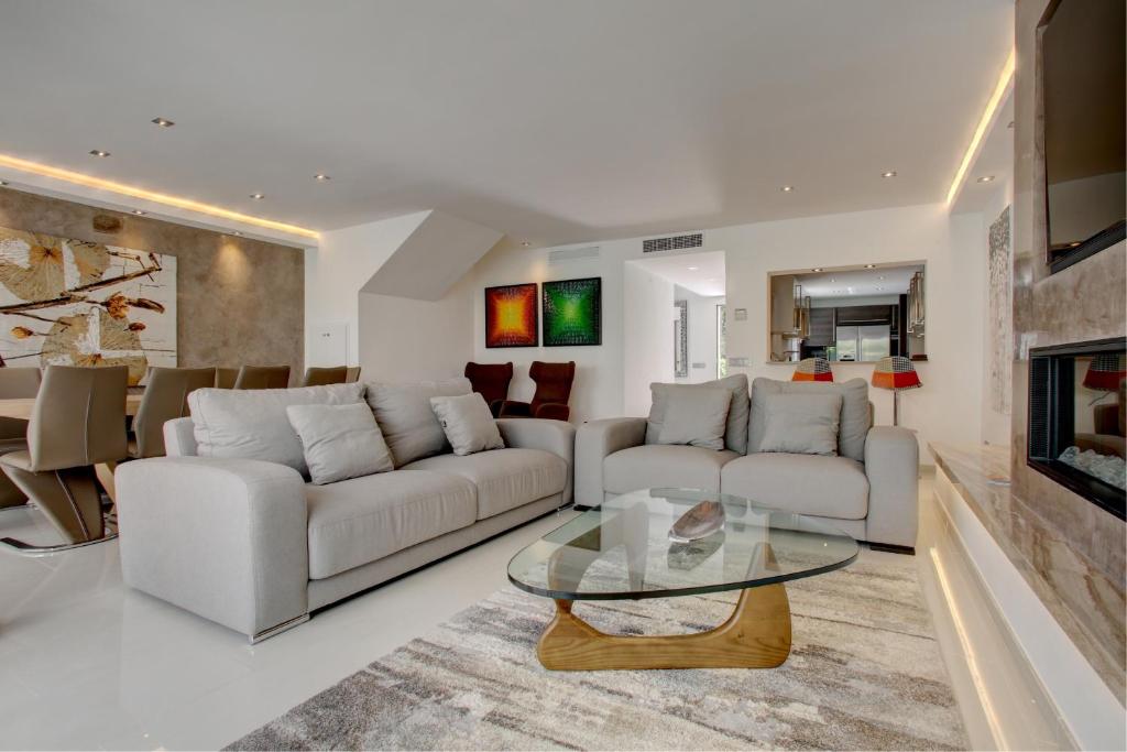 Casa Stefania - Modern Townhouse by Finest Rentals - 3