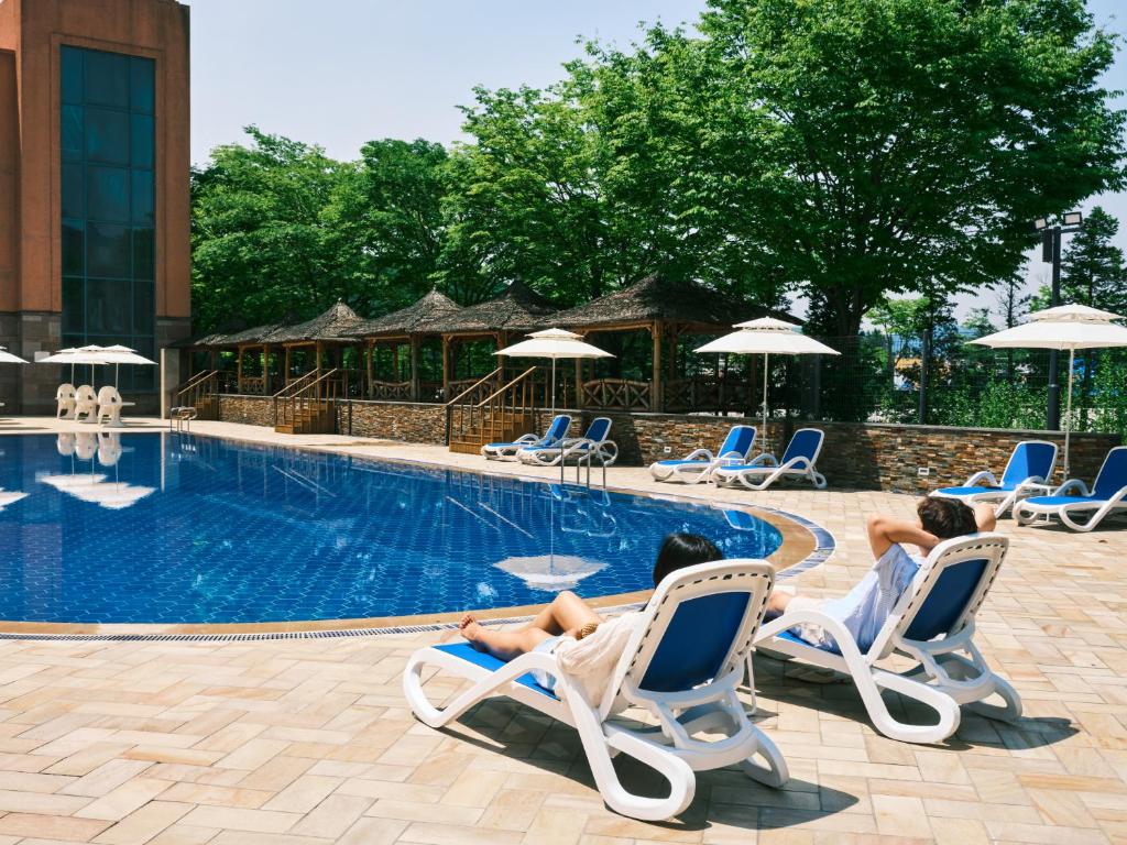 3. 오크밸리 리조트..