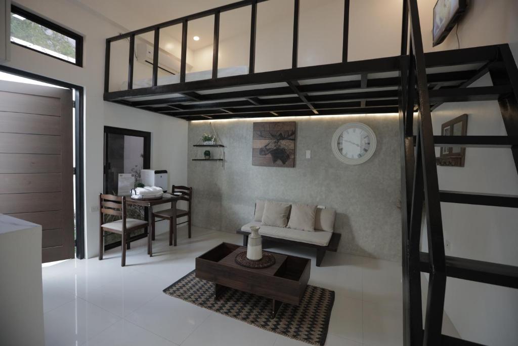 Unit VLT - The Founder's Plaza Apartment by Tierra Javier