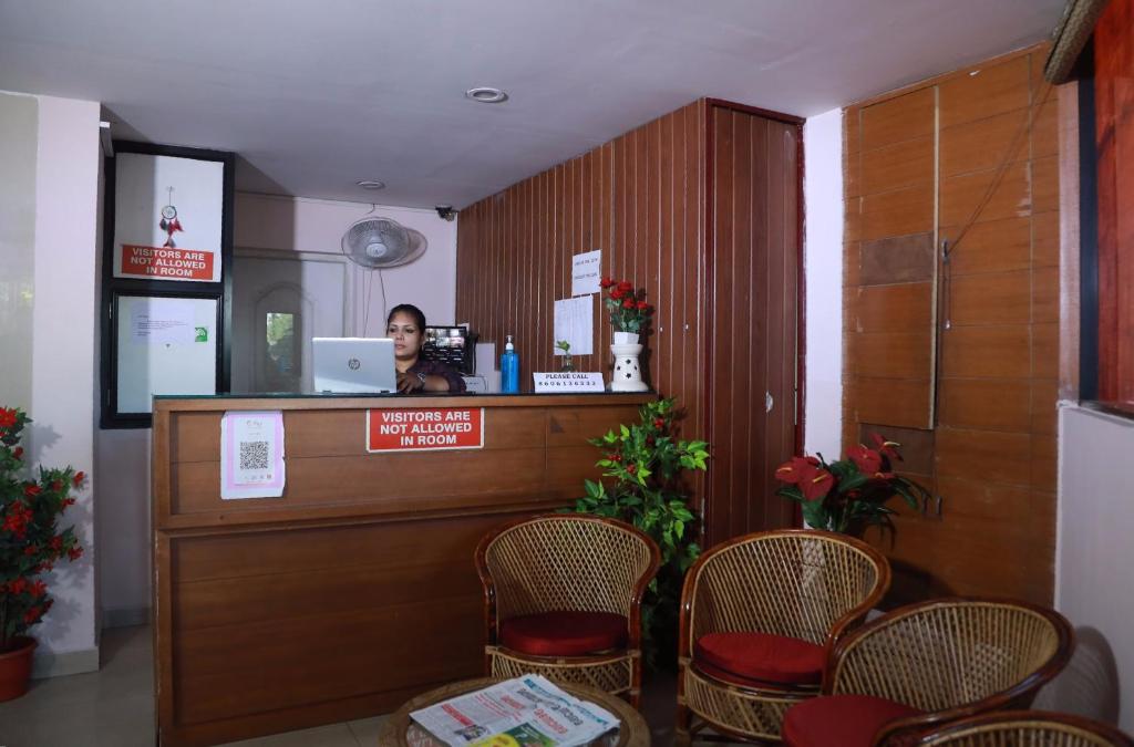 Best Price on Collection O Safe Hotel Kadavanthra in Kochi + Reviews!