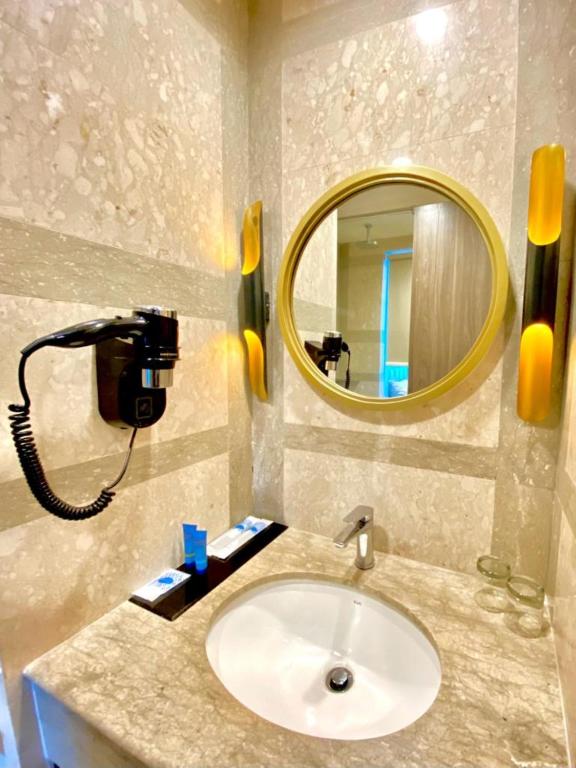 Arthama Hotel Tanah Abang Jakarta photo