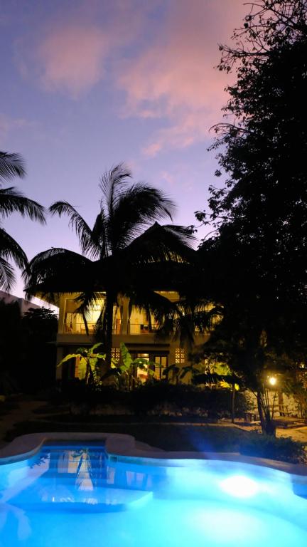 ทัศนียภาพภายนอกโรงแรม