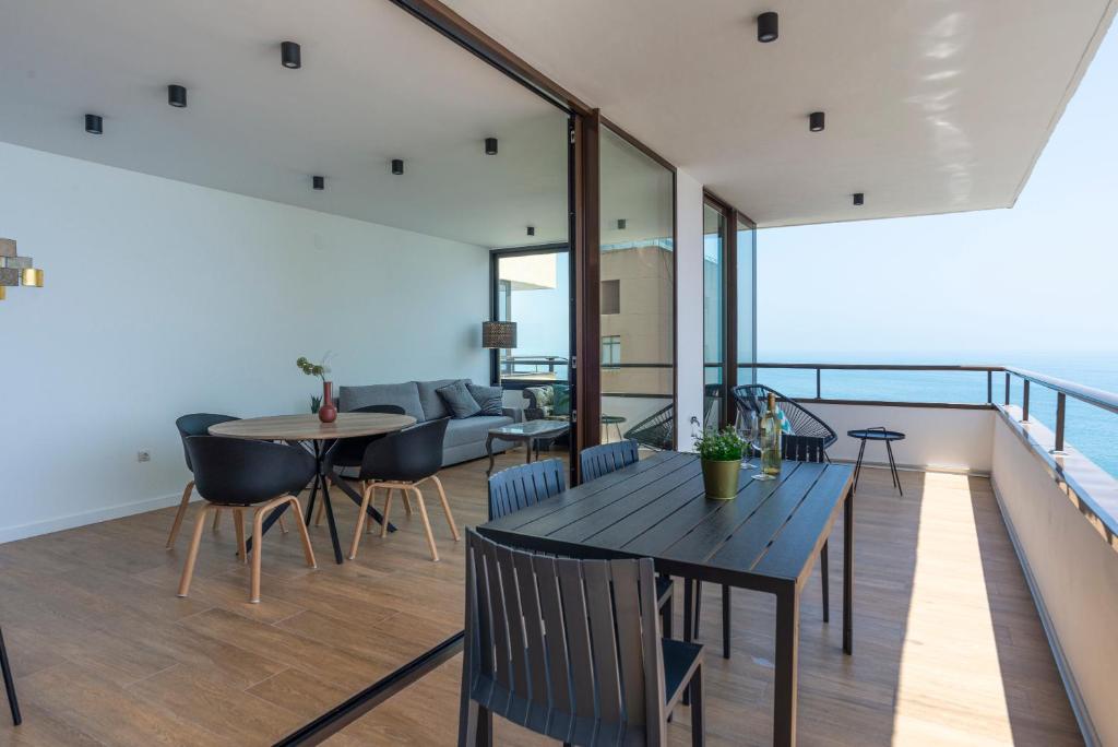 Playamar Waterfront Exclusive Apartment and views Tower 2 Fl 14 - 2