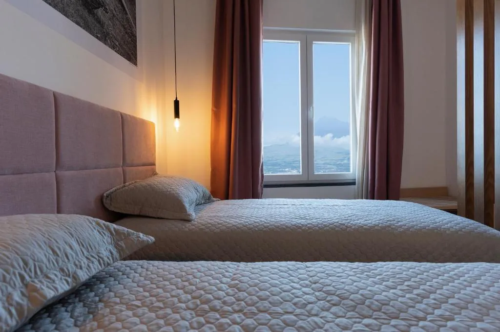 Horta Bay, hotel in Horta